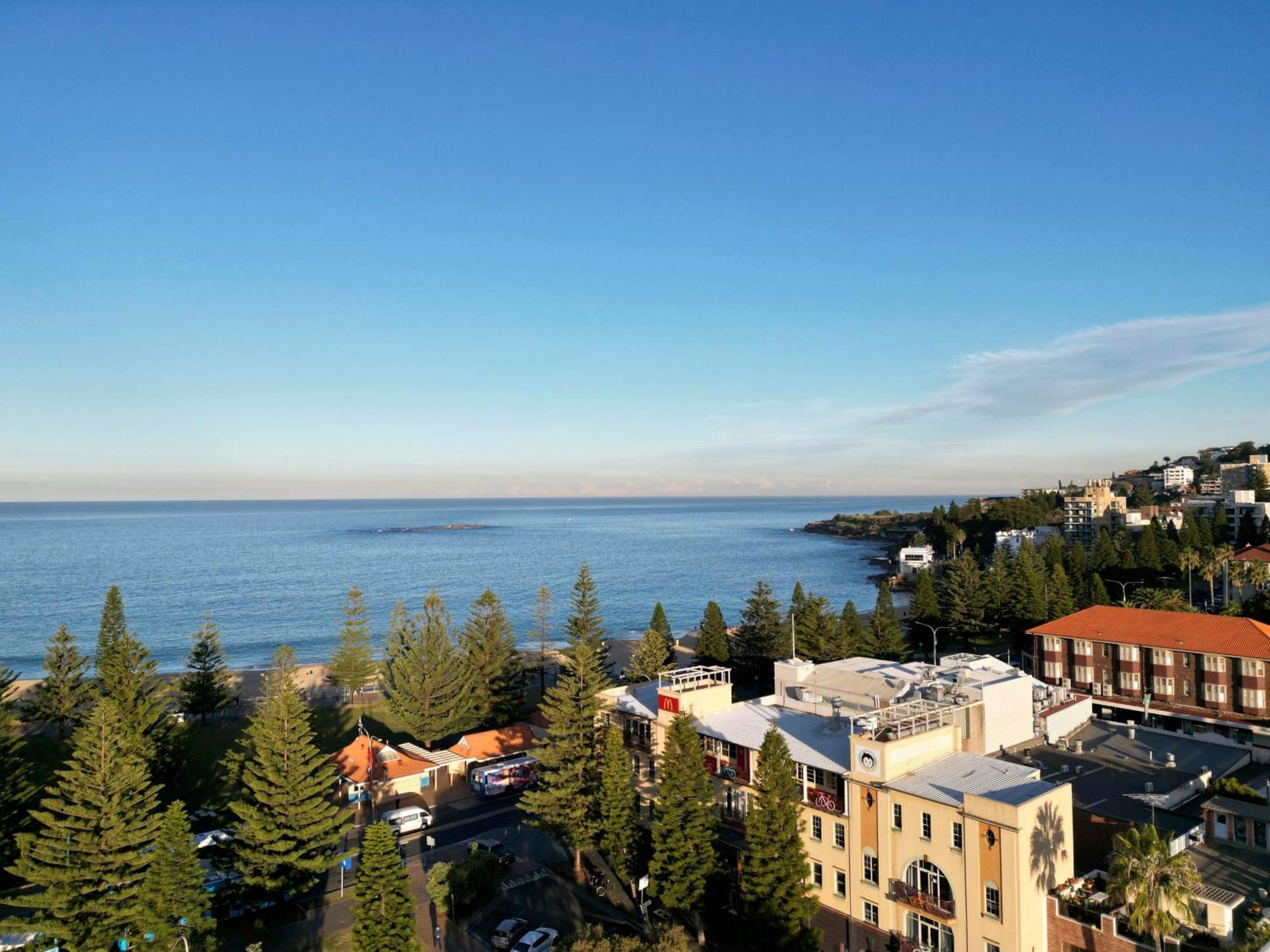 Mad Monkey Hostel Coogee Beach Randwick Екстериор снимка